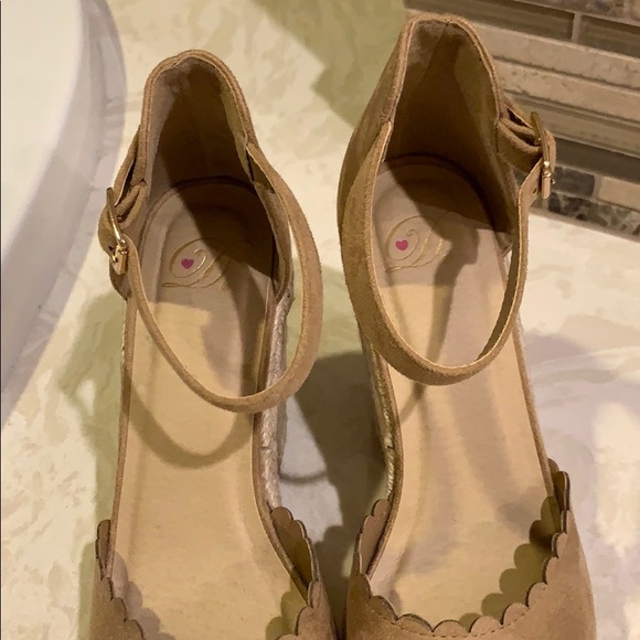 Wedge Sandal - Picture 4 of 4